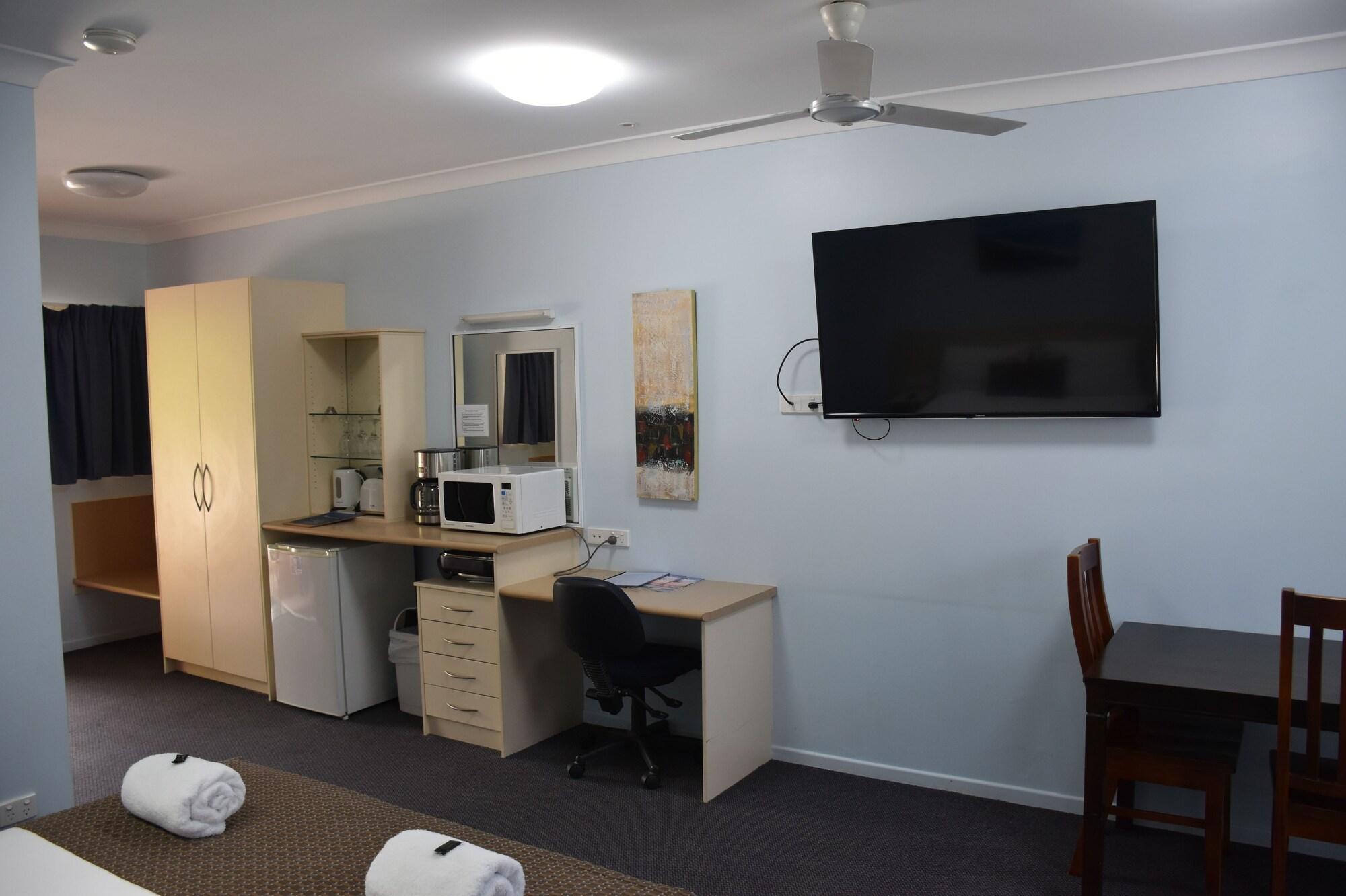 Bluewater Harbour Motel Bowen Exteriör bild