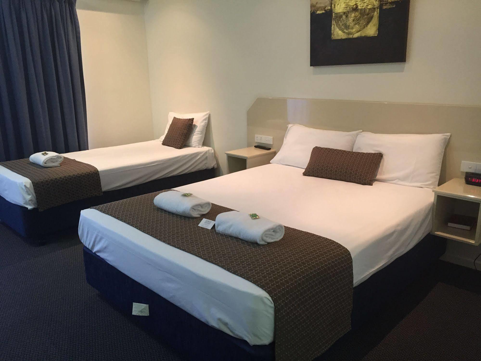 Bluewater Harbour Motel Bowen Exteriör bild